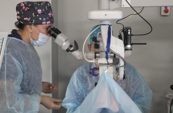 Офтальмохирурги клиники «Мицар» первыми на Дальнем Востоке установили пациенту новейшую мультифокальную линзу Офтальмохирурги клиники «Мицар» первыми на Дальнем Востоке установили пациенту новейшую мультифокальную линзу